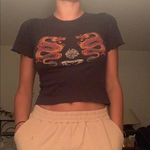 Dragon tee